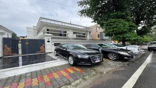 UP STF busts fake embassy in Ghaziabad, man running 'West Arctica' consulate held