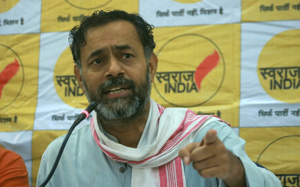 Yogendra Yadav detained, 'manhandled' by police in TN