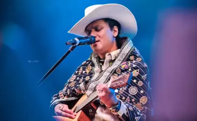 Popular singer Zubeen Garg dies while scuba diving in Singapore