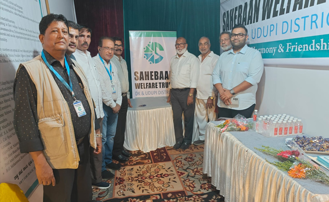 Sahebaan Welfare Trust promotional stall inaugurated at Karavali Utsav by SM Rasheed Haji