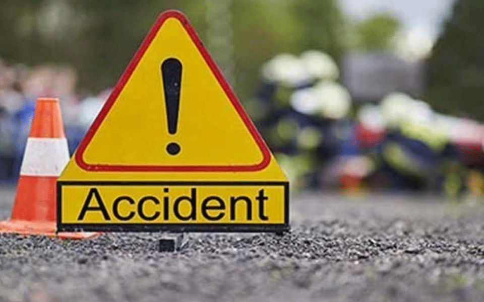 Belthangady: Rider killed in Naravi as bike goes out of control, hits tree