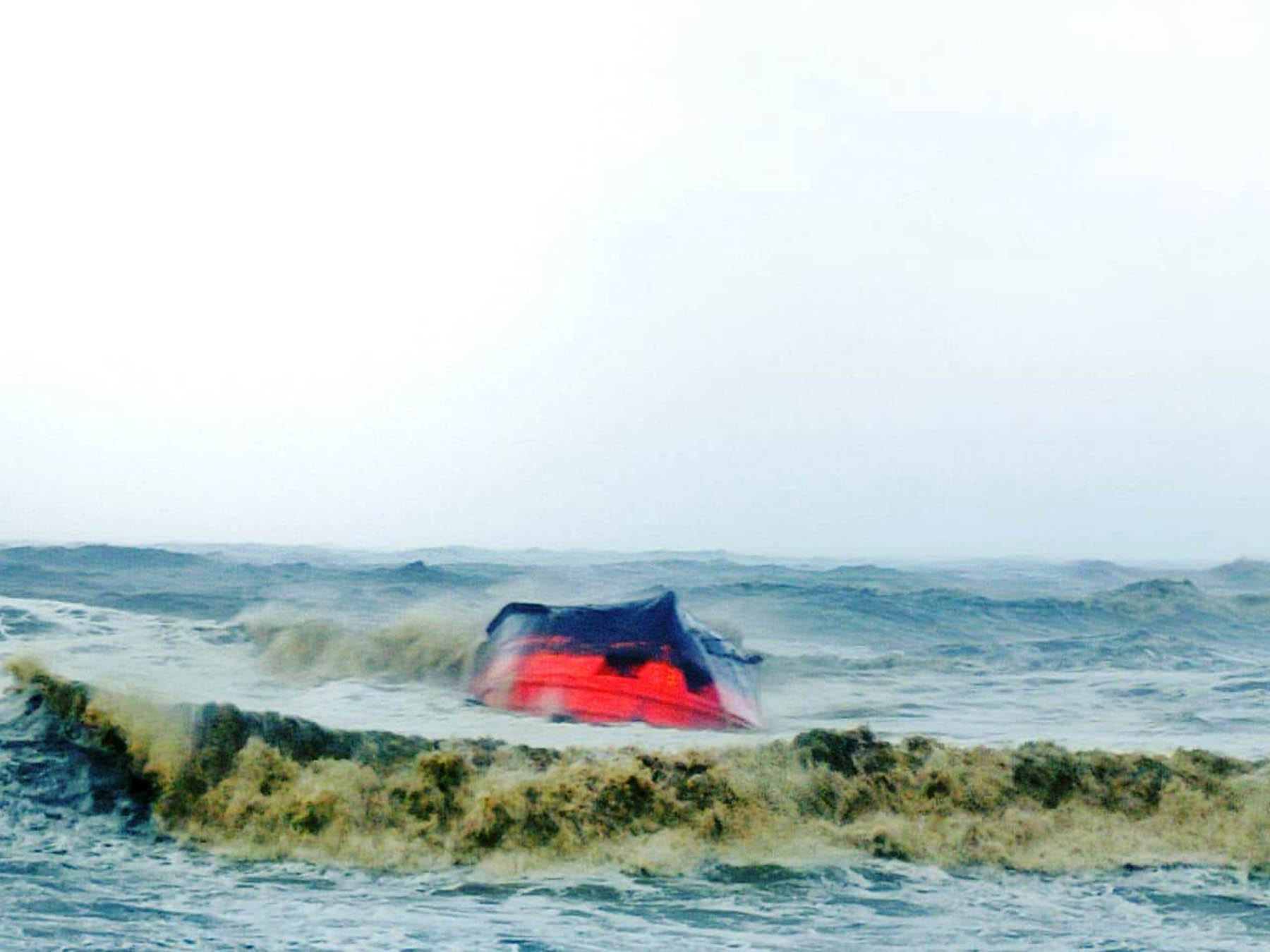 Mangaluru: Two die, three survive, three missing in tug boat mishap