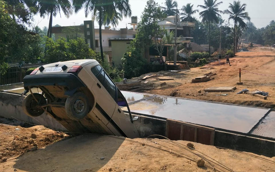 Mishap on an under construction road site injures one in Bantwal