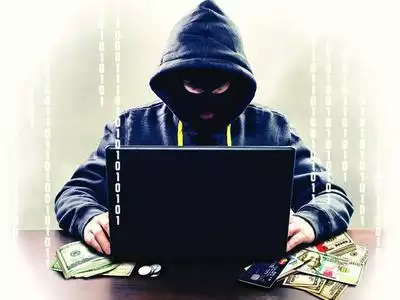 Mangaluru: Woman cheated of Rs. 2.94 lakh in cyber fraud by man claiming to be army man