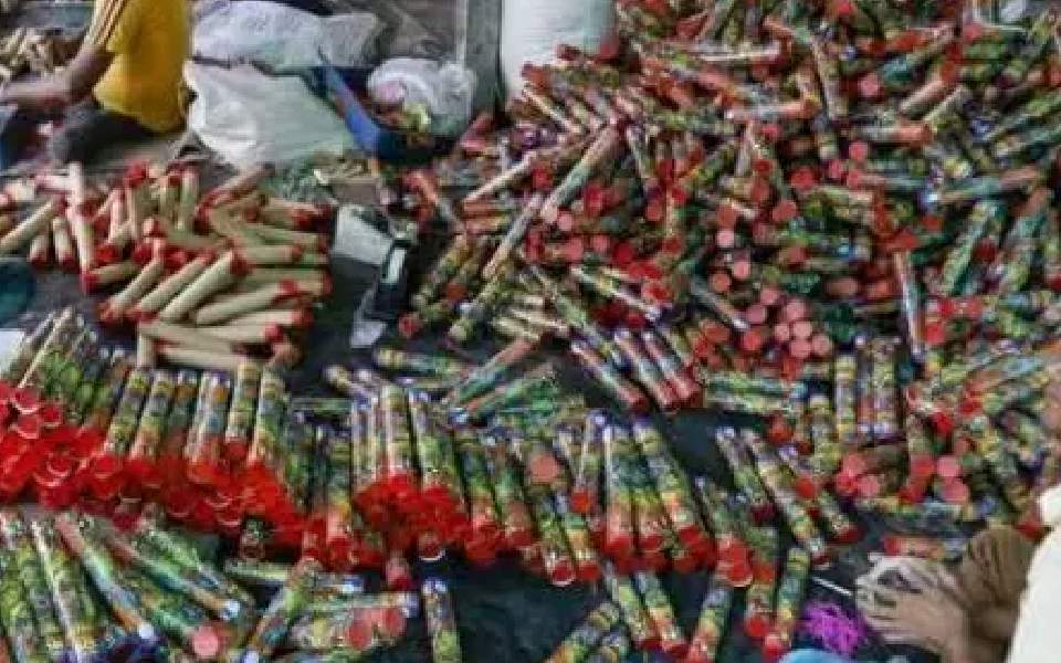 Police raid house in Byndoor, confiscate illegal supply of firecrackers worth Rs 4 lakh