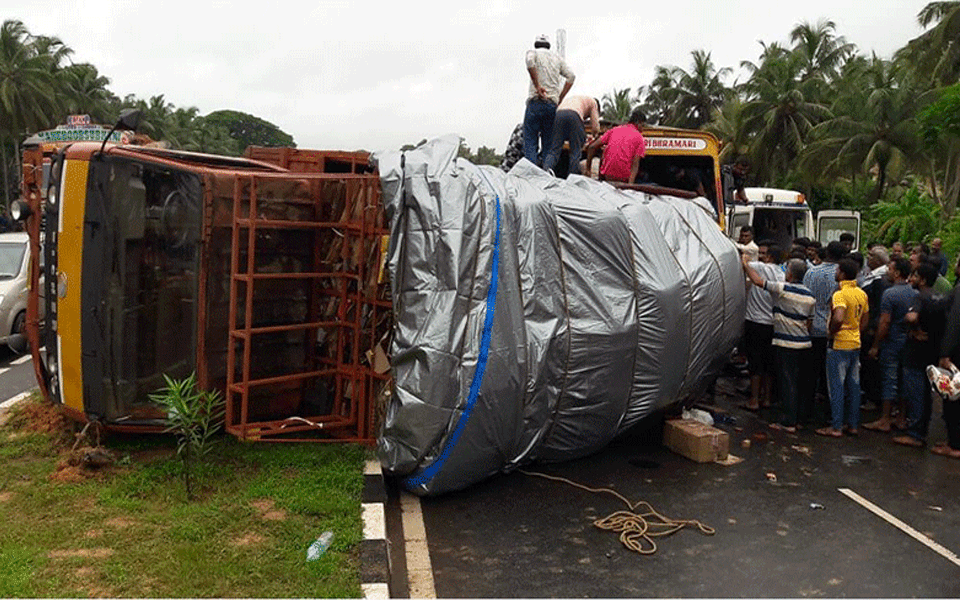 Kapu: Tanker collides with Eicher, three injured