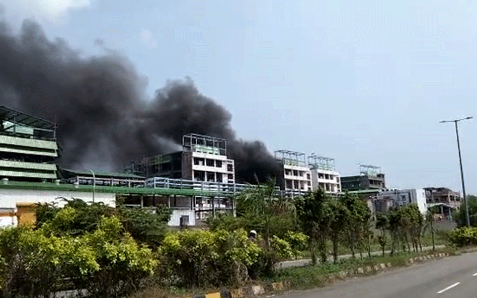 Mangaluru: Huge fire breaks out after  explosion at MSEZ; no casualties reported
