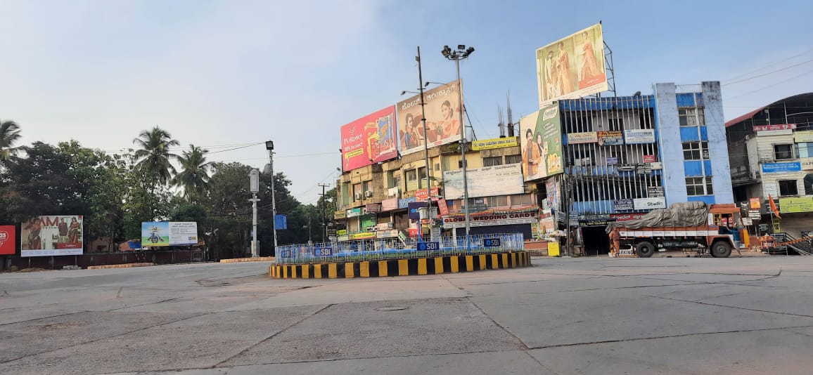 Weekend curfew: Normal life hit in Dakshina Kannada, Udupi districts