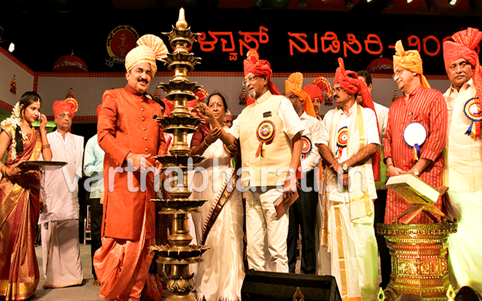 Saying Kannada Language originated from Halmidi's period is half-truth: Dr Sha Shettar