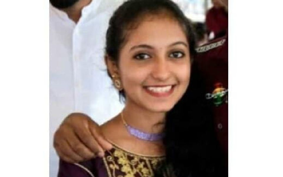 18-year-old nursing student from Mangaluru suddenly collapses, dies at home in Kadaba