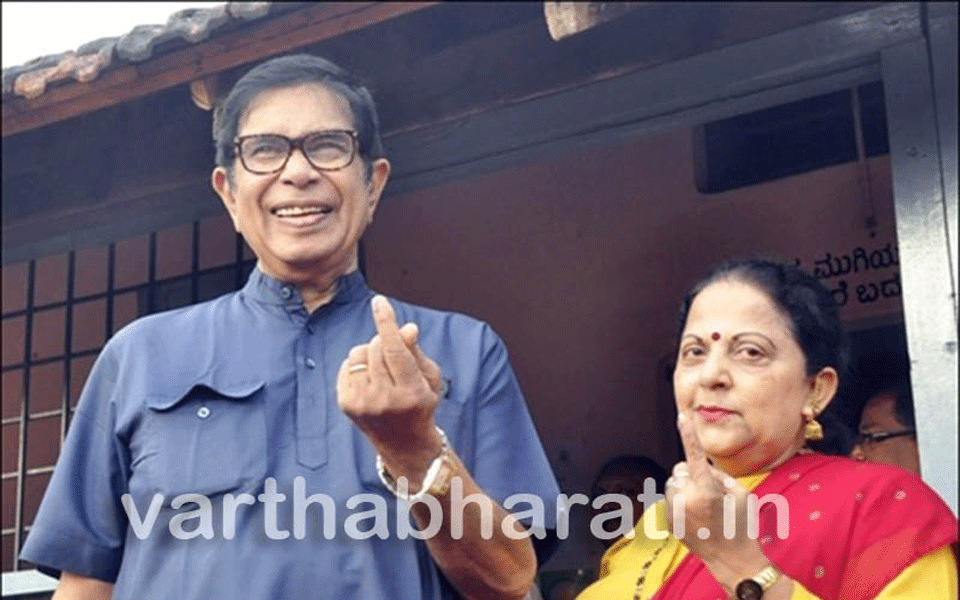 Udupi: Oscar, Pramod, Sorake and others cast votes