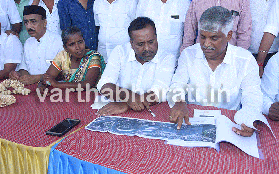 Adyar-Harekala vented dam construction within 2 years: Minister Puttaraju