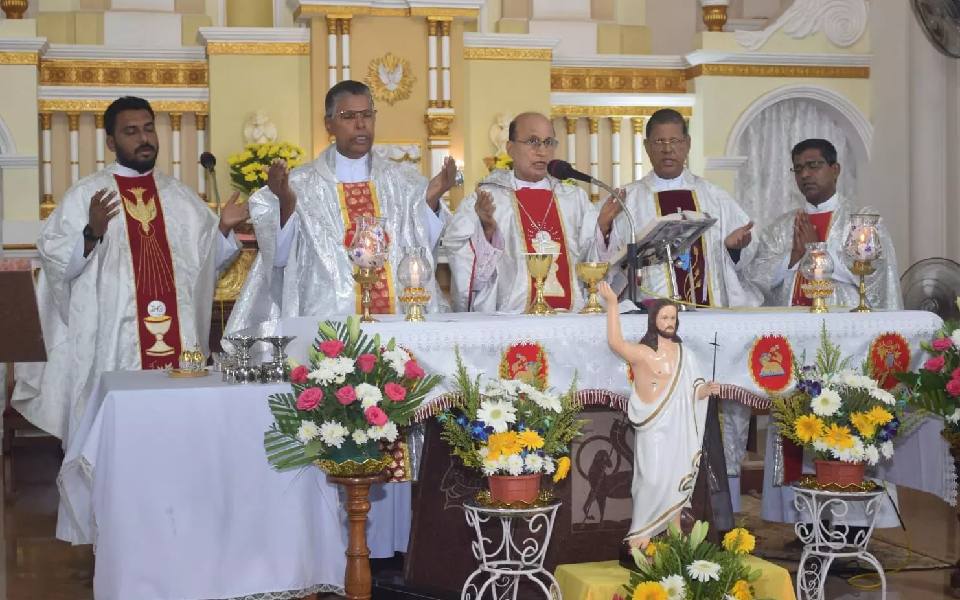 Special prayers offered in churches of Udupi diocese in support of Armed Forces