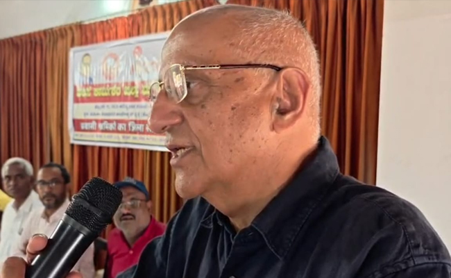 Country passing through toughest of times: Harsh Mander says in Mangaluru