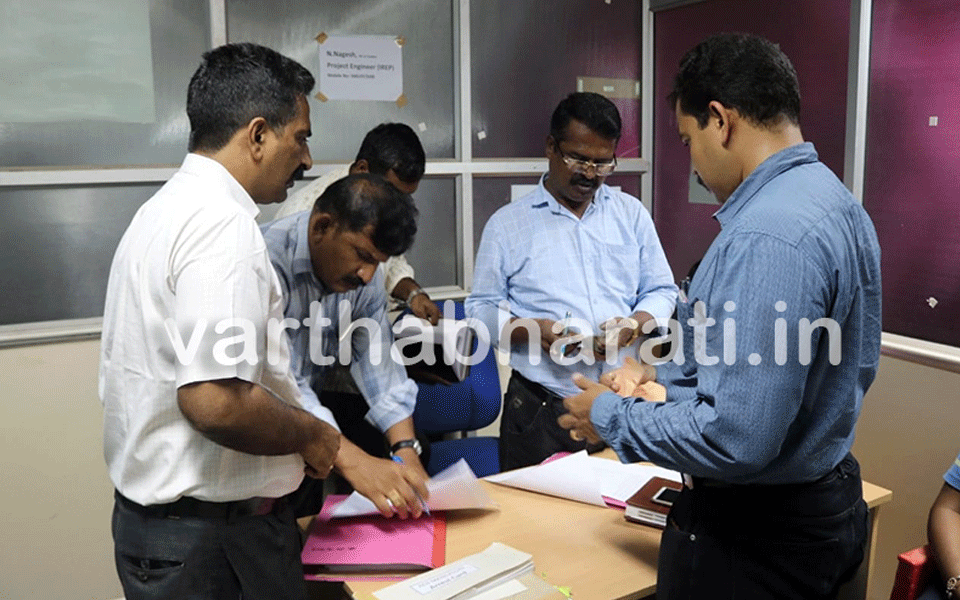Mangaluru: ACB traps project engineer while taking bribe