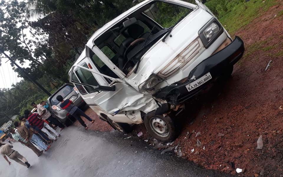 30-year old killed in serial road accident at Moodbidri