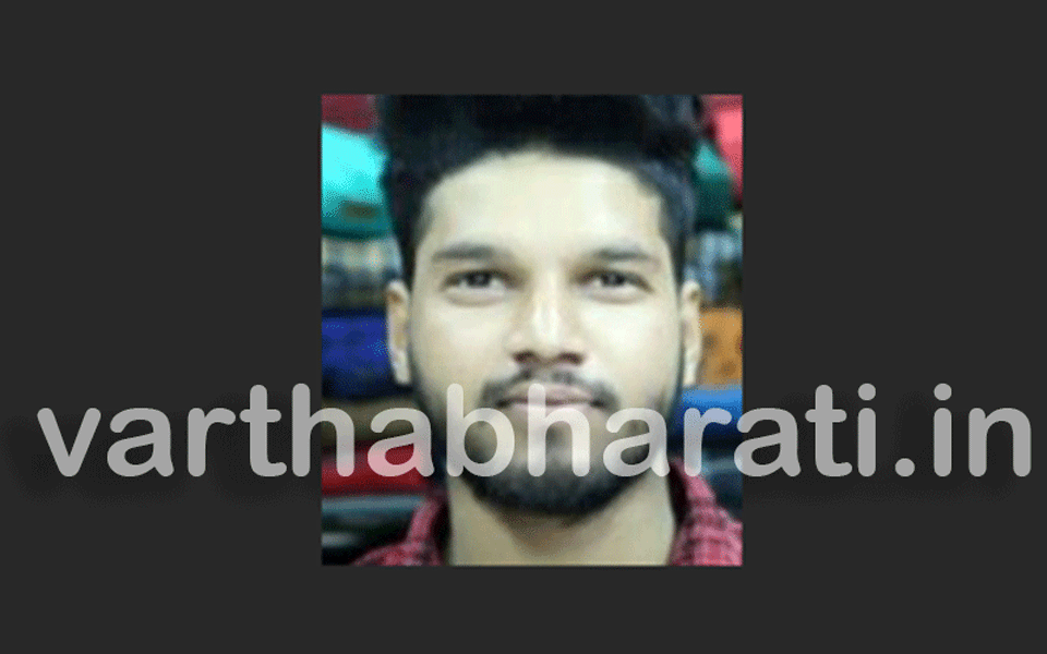 Bekal: Youth falls to death from train