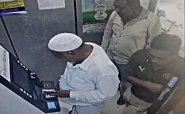 Elderly man's ATM card swapped, ₹49,200 stolen in Belthangady