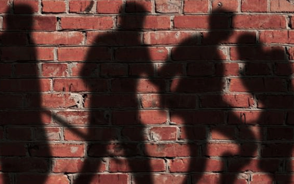 Miscreants attack auto-driver in Mangaluru