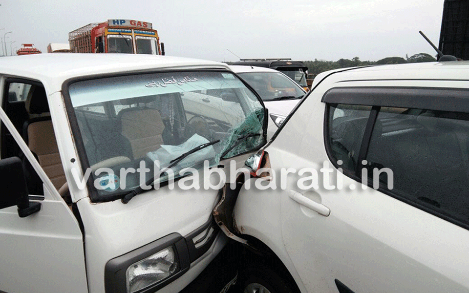 Series of accidents on Ullal bridge: Traffic jam for half an hour