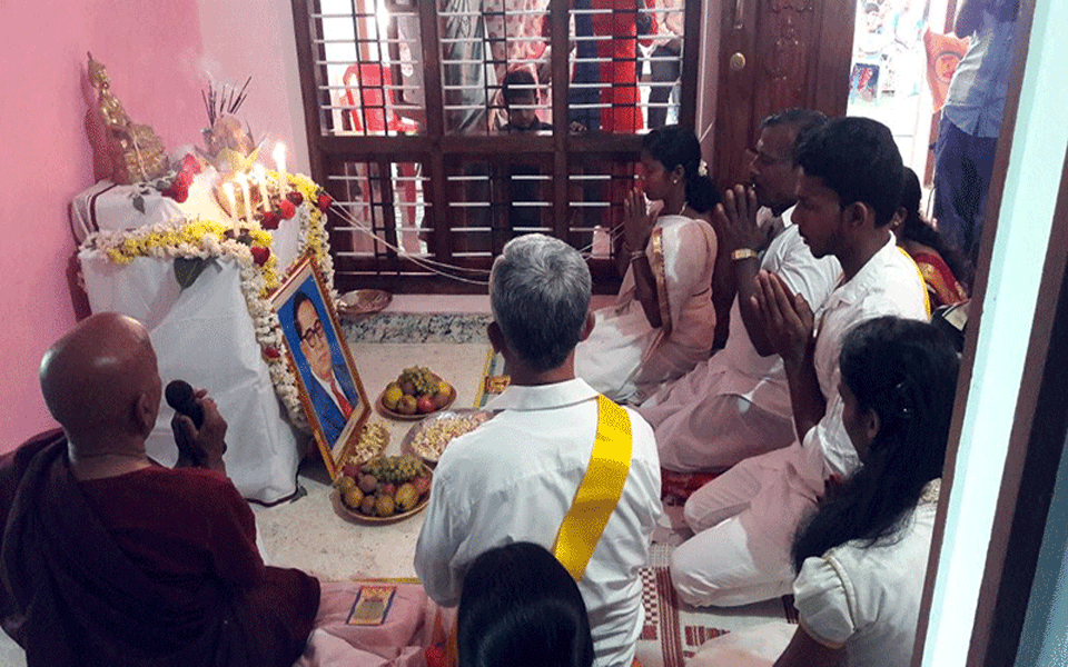 Dalits embrace Buddhism in Kadaba