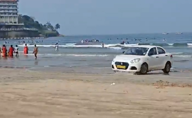 Driver booked for dangerous stunts on Murdeshwar Beach, Video viral