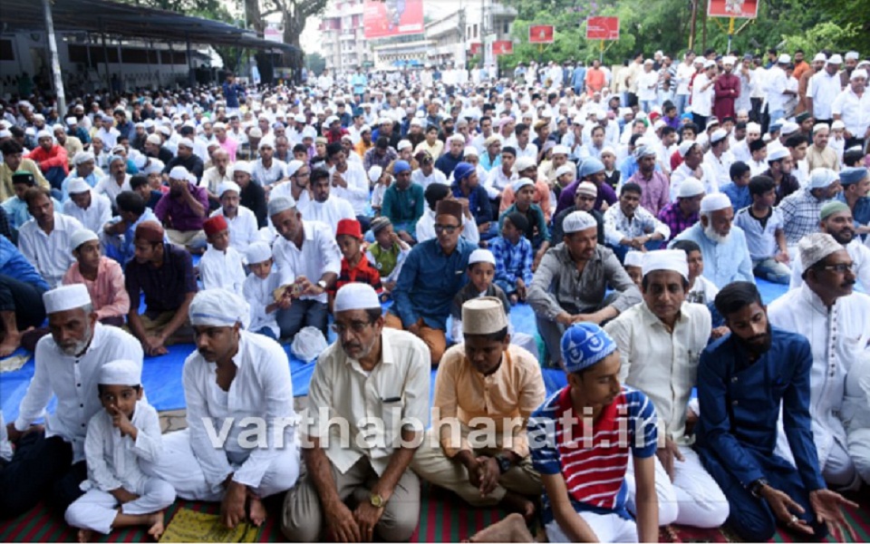 Eid-ul-Fitr celebrated in twin coastal districts with devotion and gaiety