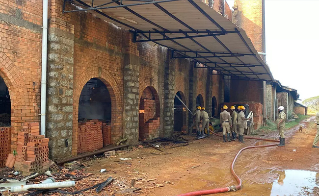 Fire breaks out at tile factory in Mangaluru’s Hoige Bazaar