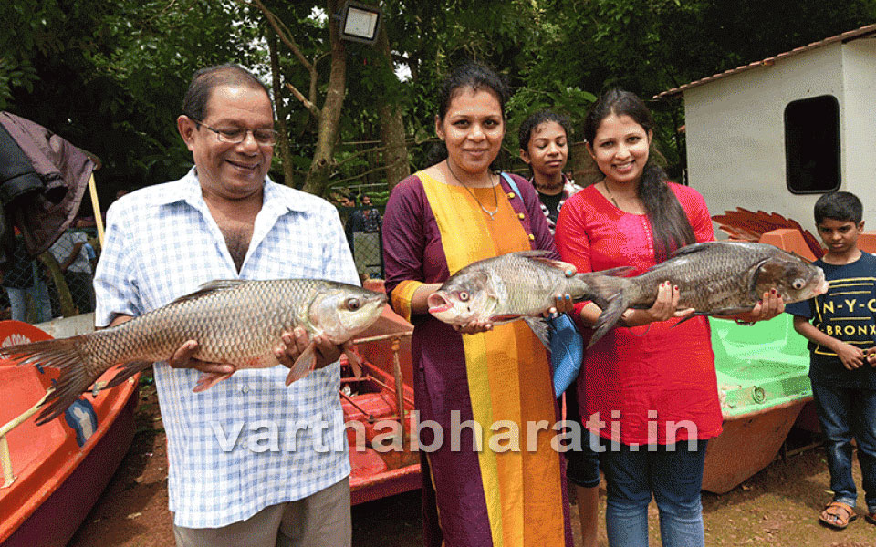 Fish and field expo attracts people at Pilikula