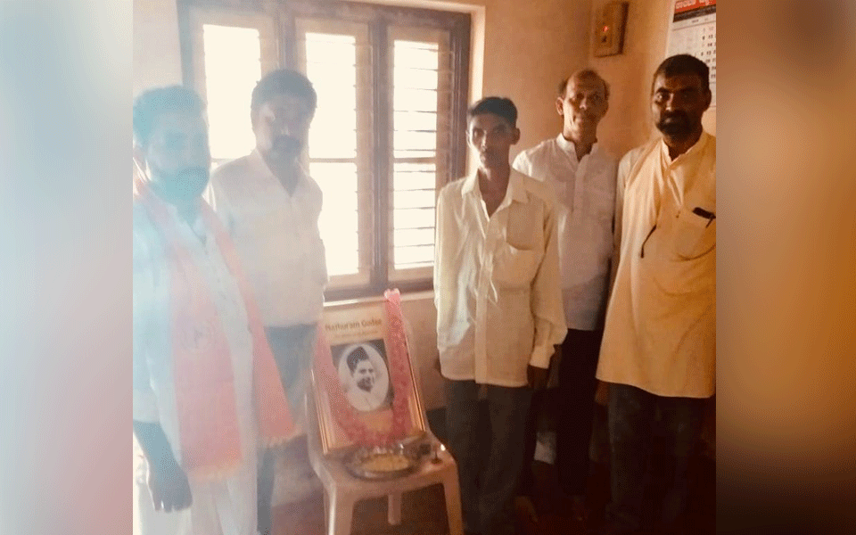 Mangaluru: Hindu Mahasabha celebrates Godse's birth anniversary amid controversies