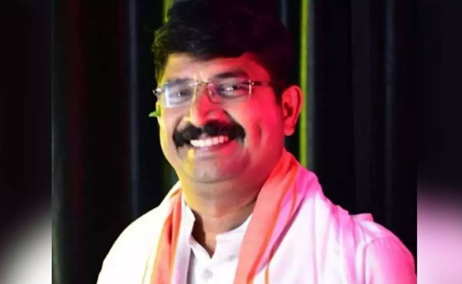 Puttur: BJP expels leader PG Jagannivas Rao for not getting accused son to marry victim