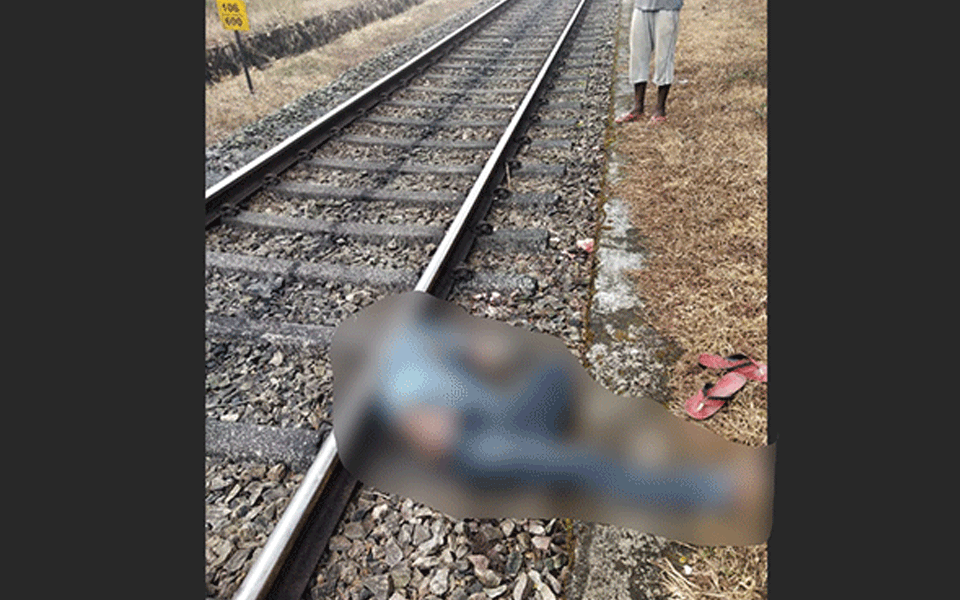 Body of youngster found on railway tracks in Kadaba