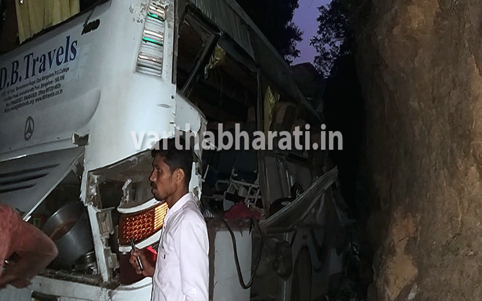 Horrific road mishap kills 9, injures at least 20 in Karkala