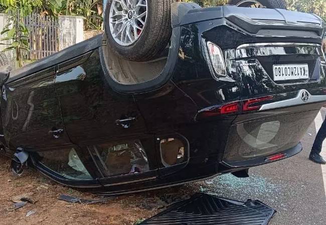 Three injured as car overturns in Karkala after driver loses control over wheels