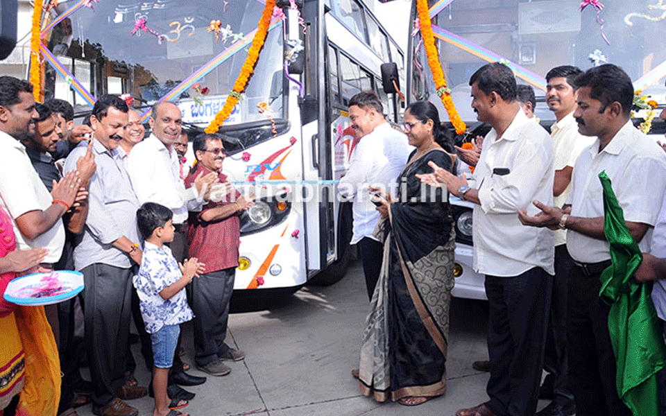 MLA flags off new non-AC sleeper coach bus service from BC Road to Bengaluru