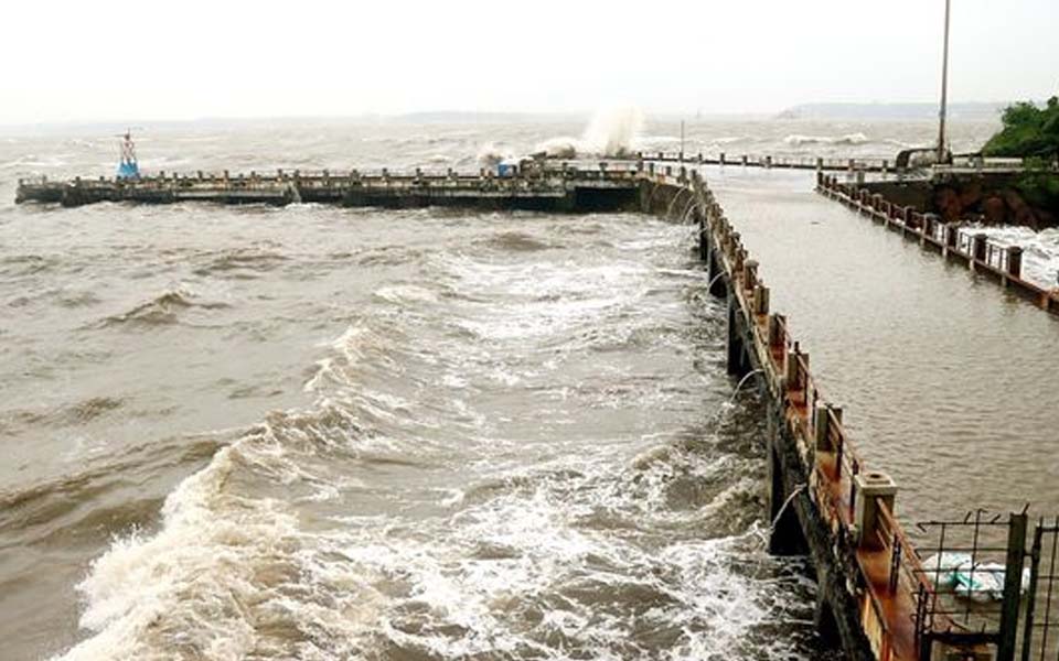 Cyclone Kyarr: Heavy rain set to cloud Diwali festivities in Coastal Karnataka