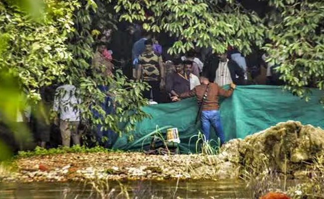 Excavator bills, labour wages pending in Dharmasthala burial case probe
