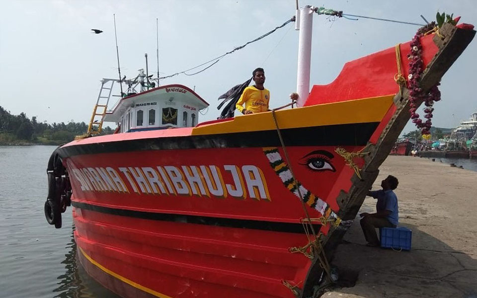 No clue on Malpe fishing boat missing: Coast Guard continues search operation for fishermen