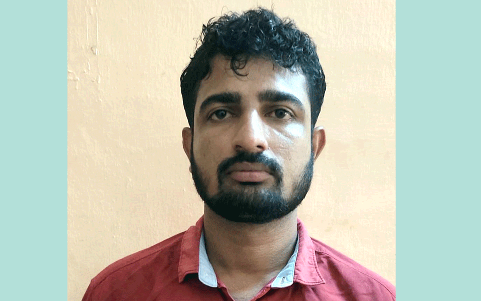 Mangaluru: 26-yr-old man arrested for barging into women's section of mosque, misbehaving with them