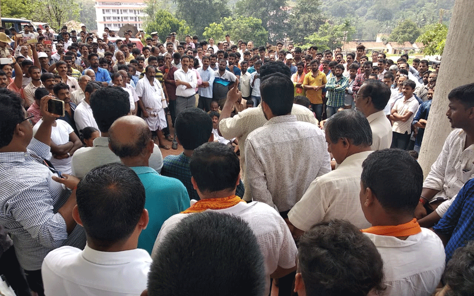 Subrahmanya: Protest condemning clash between Sangh Parivar leaders