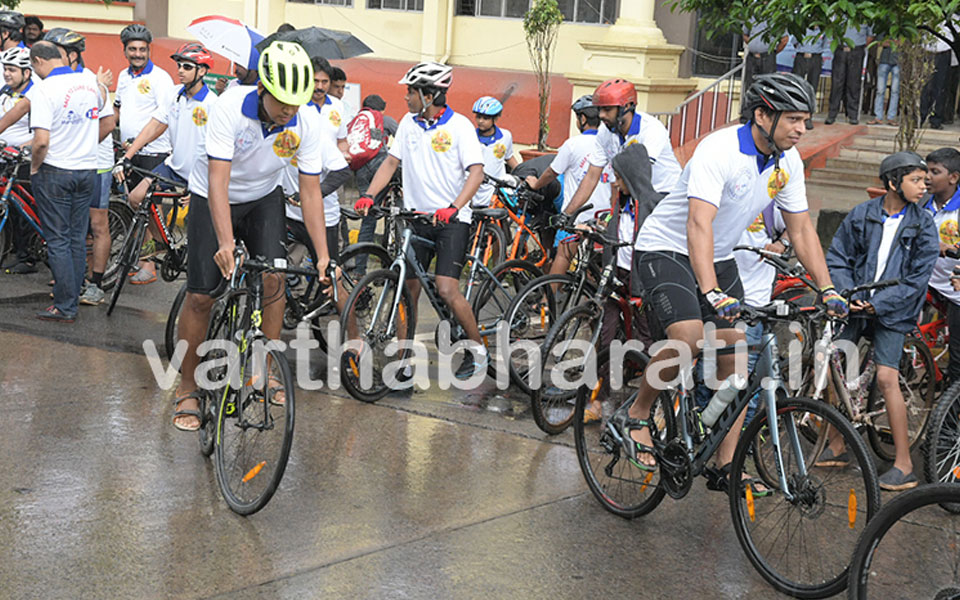 Mangaluru : 'Akka' marathon cycle rally