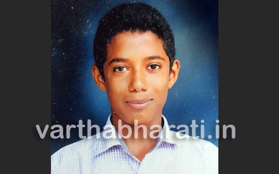 Mangaluru: 16-year old student washed away while swimming , body found at Kasaba Bengre Beach