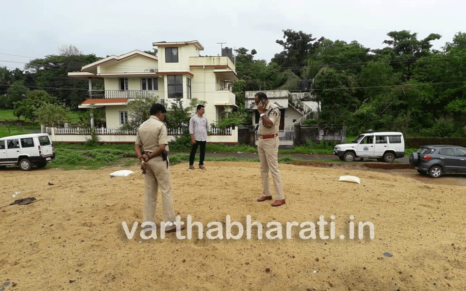 Mangaluru: Raid on illegal sand stock yard, 80 loads of sand recovered