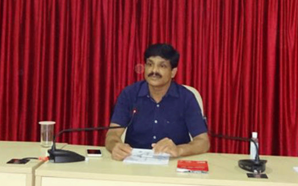 Public to be penalised for not wearing masks: Udupi DC Jagdish