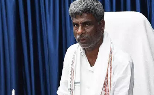 MP Kota Srinivas demands double-tracking of Konkan railway route