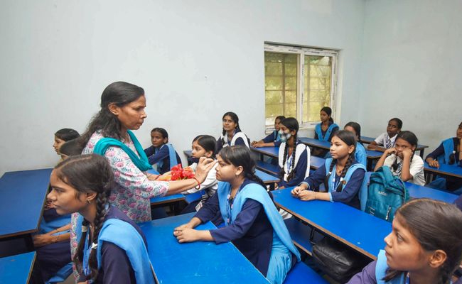 300 students get free sanitary pads at menstrual health awareness programme in Mangaluru