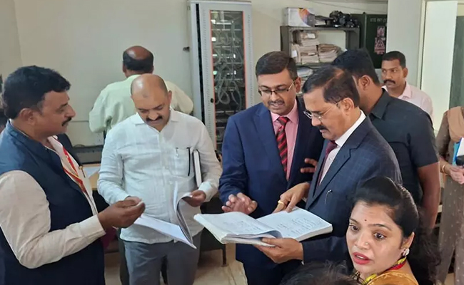 Two outsourced staff booked over file irregularities at Udupi Sub-Registrar’s Office