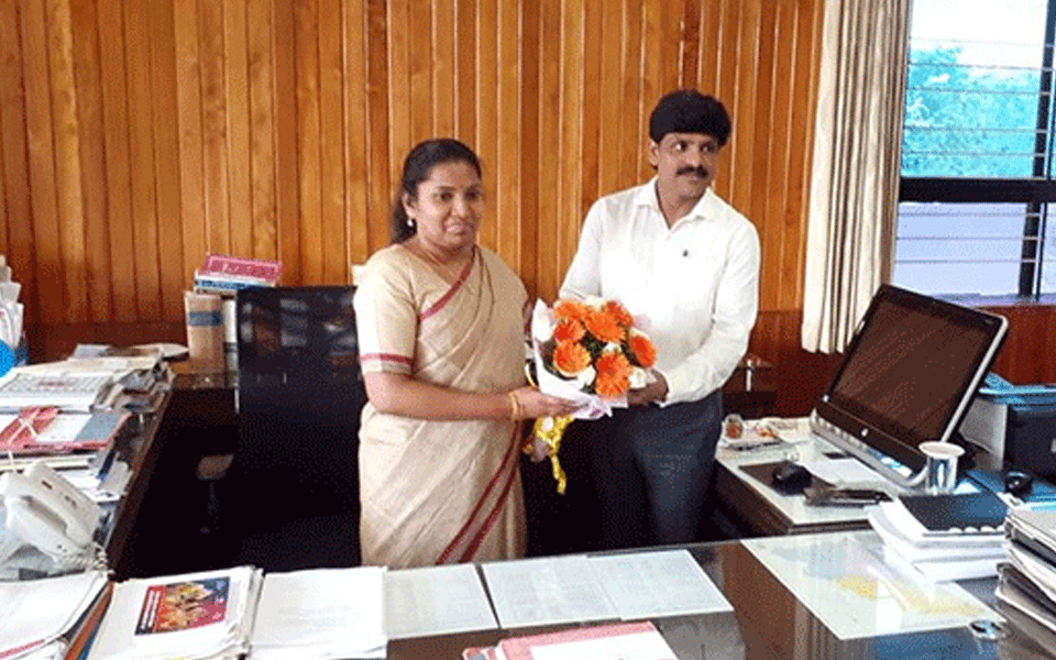 G Jagdish takes charge as the new Deputy Commissioner of Udupi District