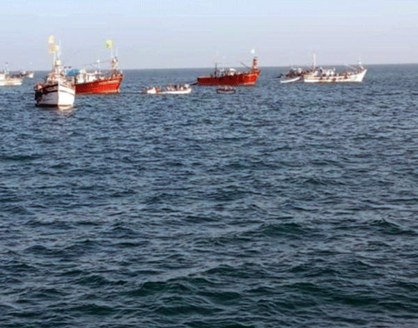 Ullal: Fishing boat drowns at sea; 6 fishermen missing