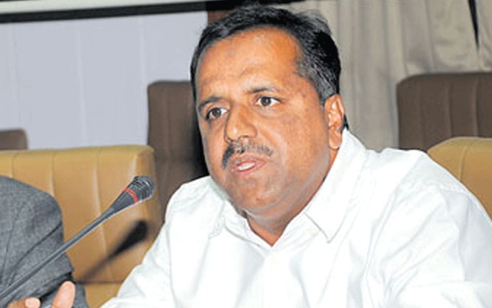 Central government who did not give jobs must waive off education loans: Minister Khader